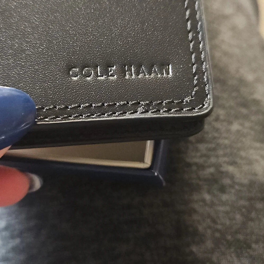 Cole Haan Leather Wallet Black Mens Classic Gift New in Box